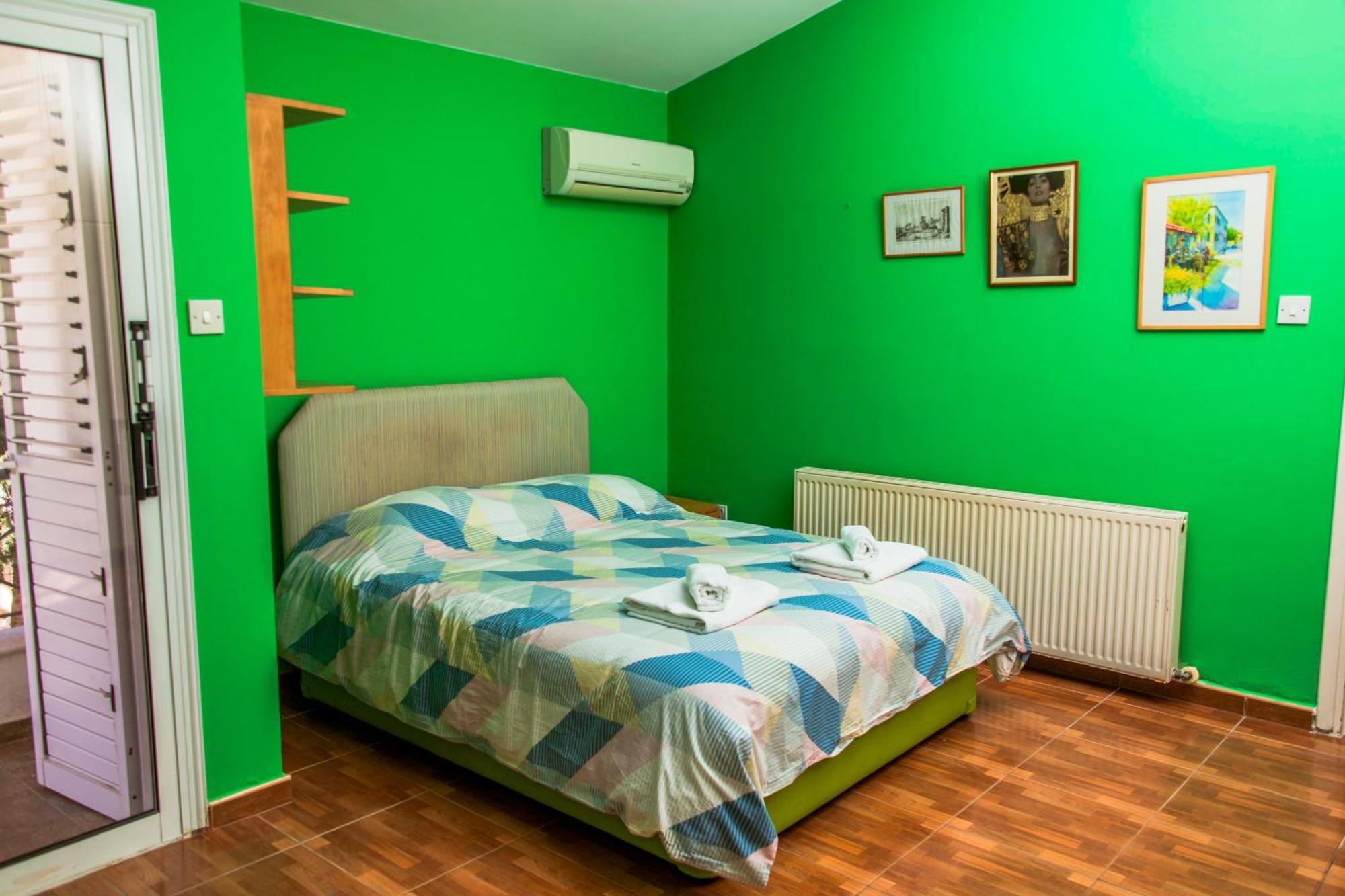 6 Bdr With Tennis Court Pafos